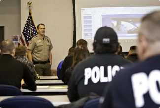 Sheriff Clouse greets drug interdiction class held in Show Low Sheriff Clouse educating law enforcement